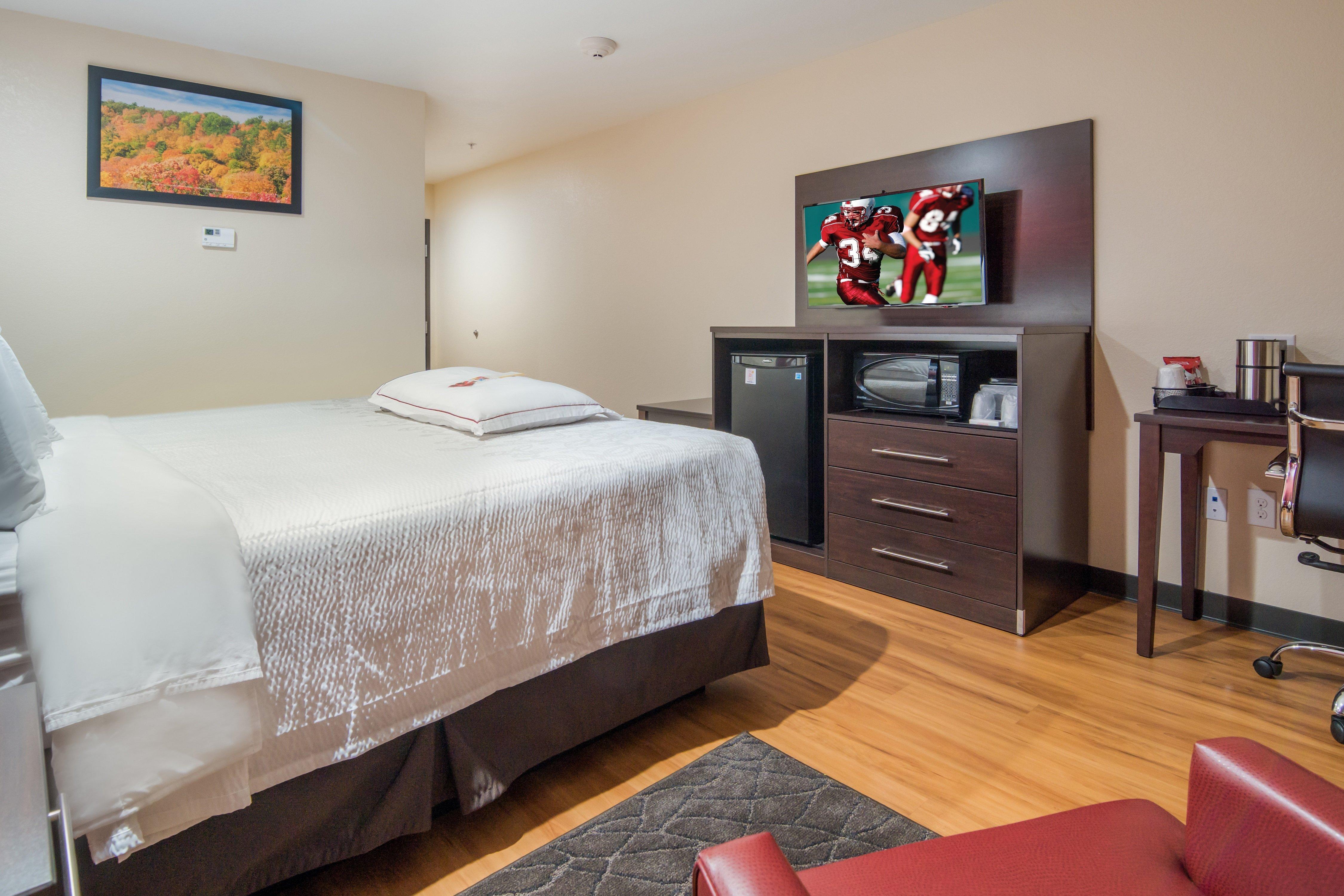 Red Roof Inn Plus+ Fort Worth - Burleson Bagian luar foto