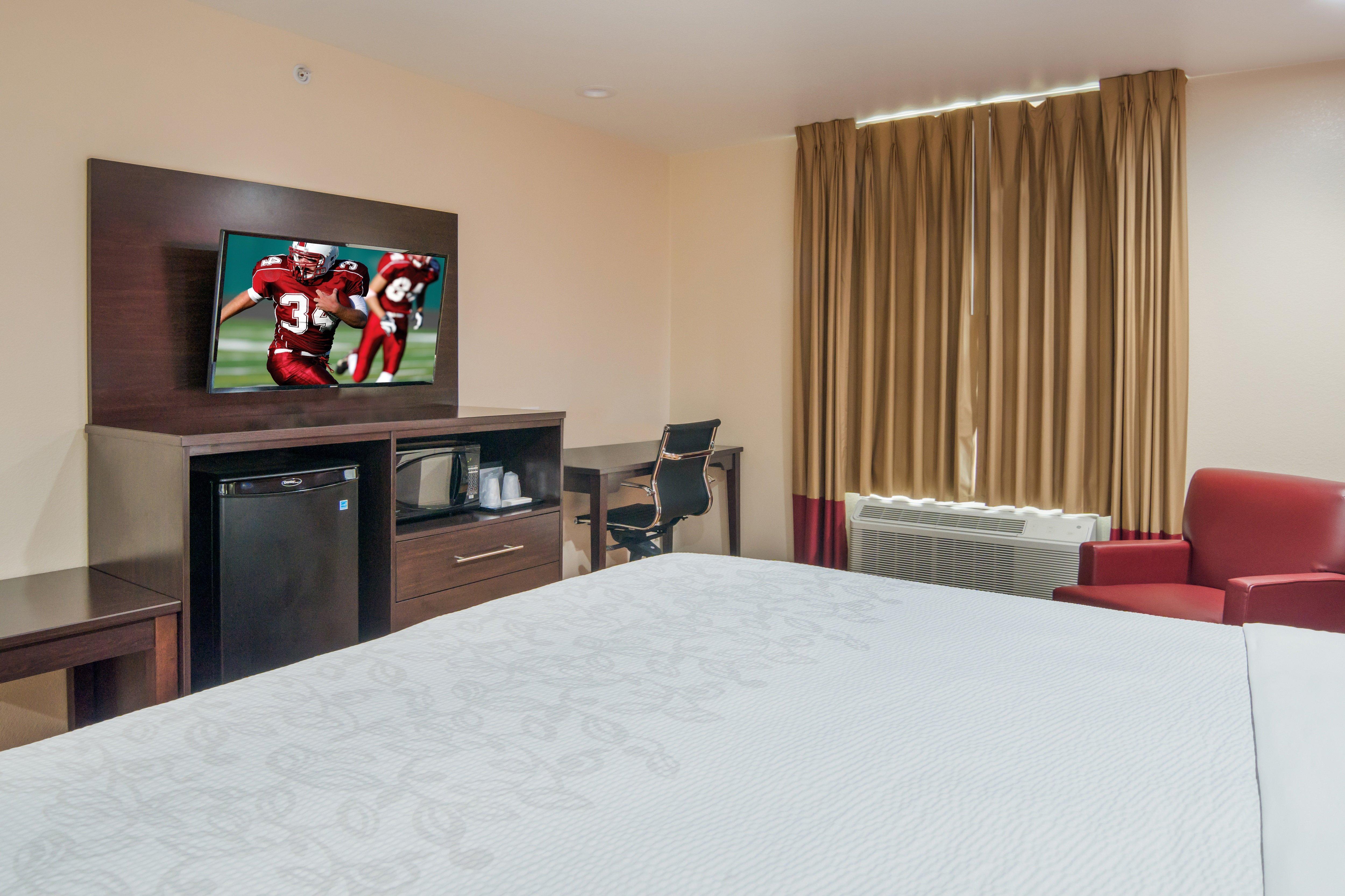 Red Roof Inn Plus+ Fort Worth - Burleson Bagian luar foto