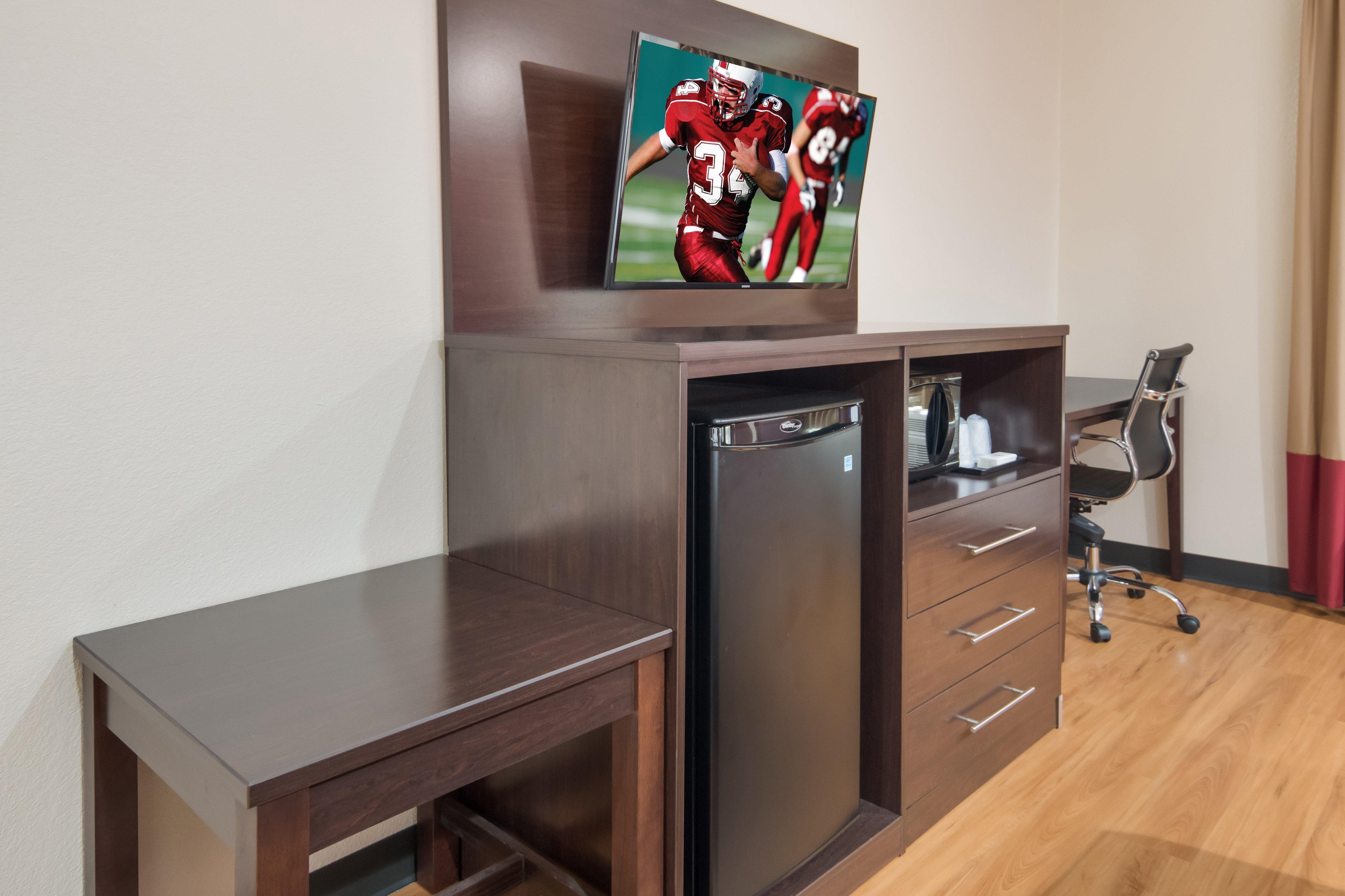 Red Roof Inn Plus+ Fort Worth - Burleson Bagian luar foto