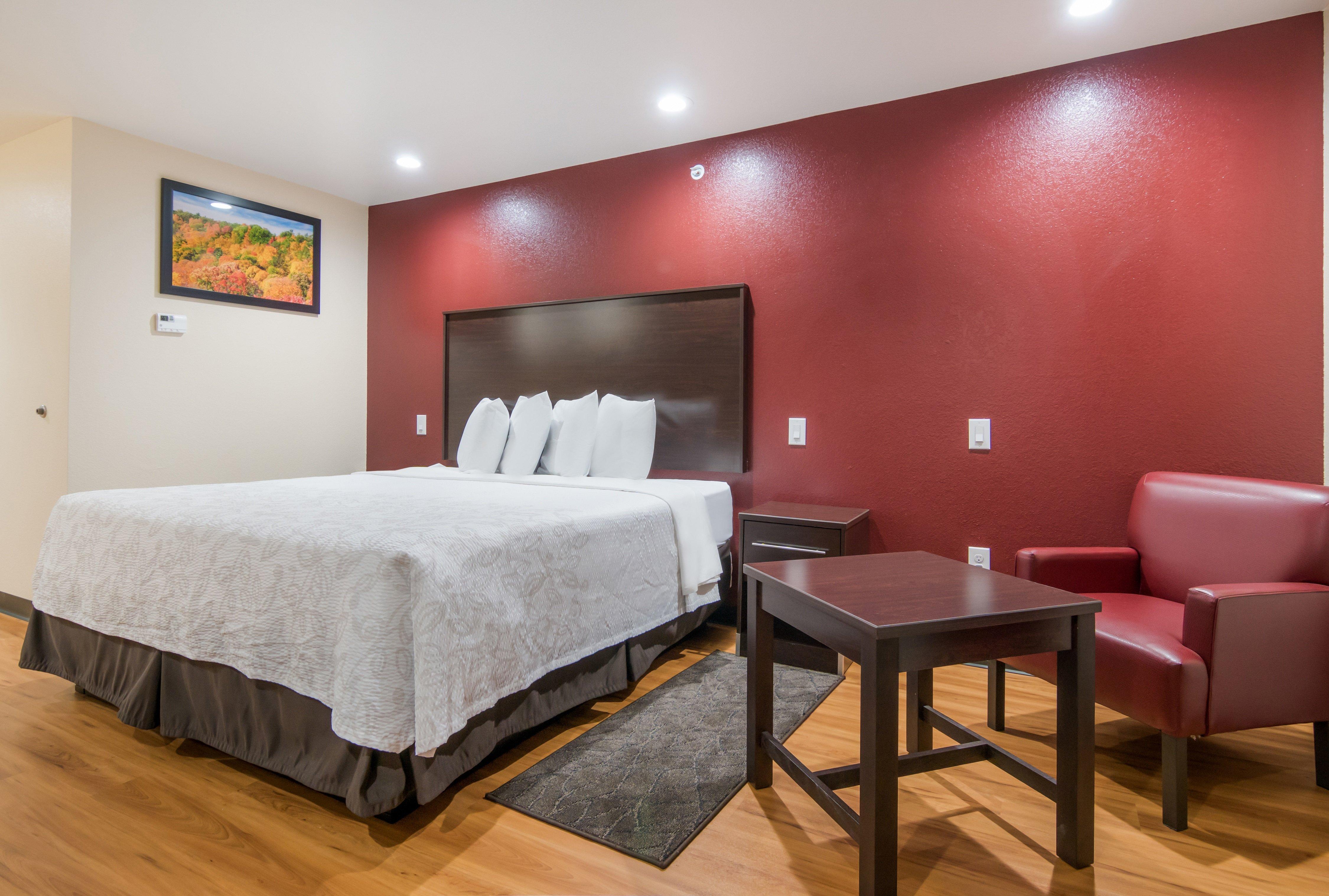 Red Roof Inn Plus+ Fort Worth - Burleson Bagian luar foto