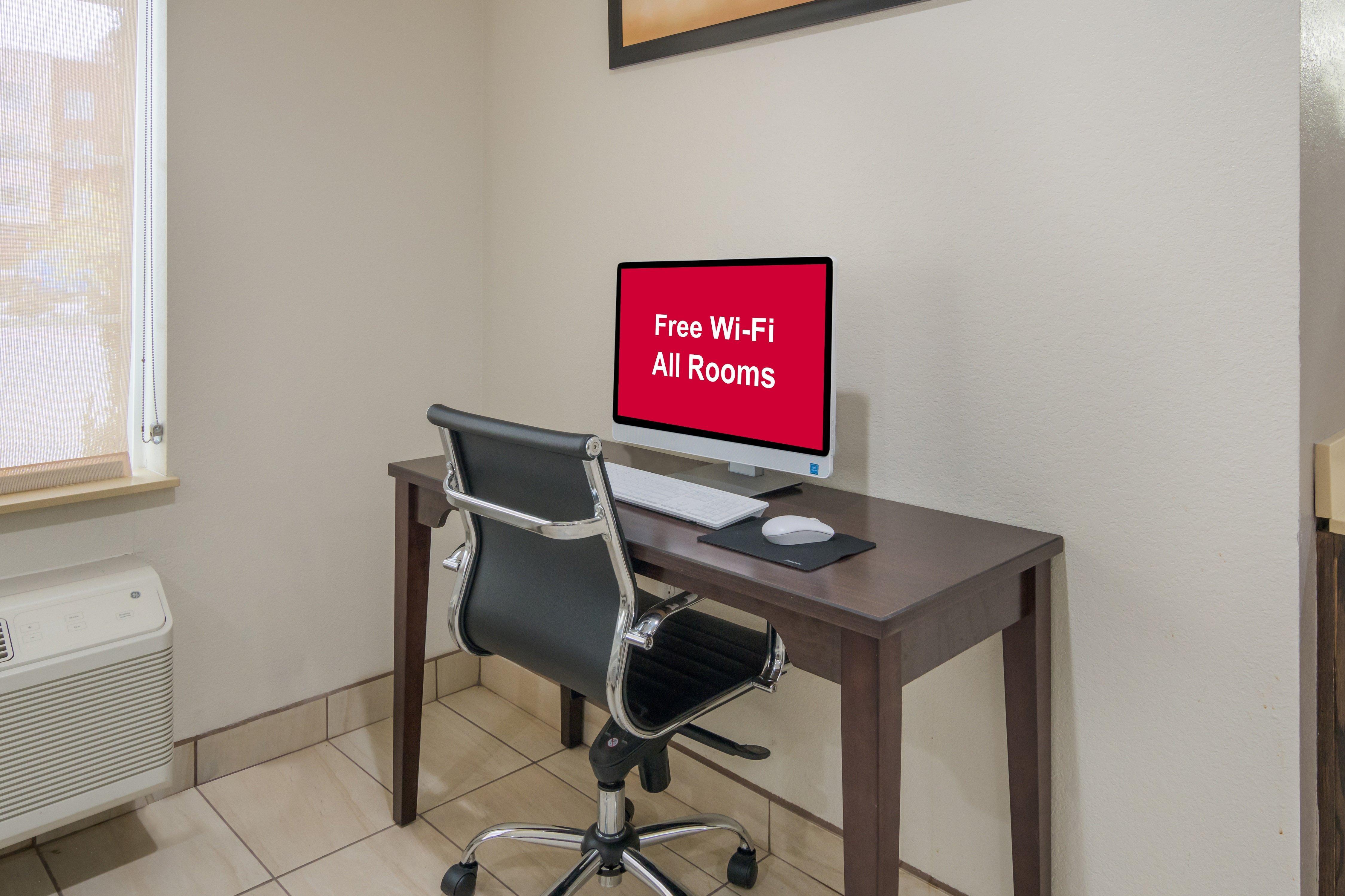 Red Roof Inn Plus+ Fort Worth - Burleson Bagian luar foto