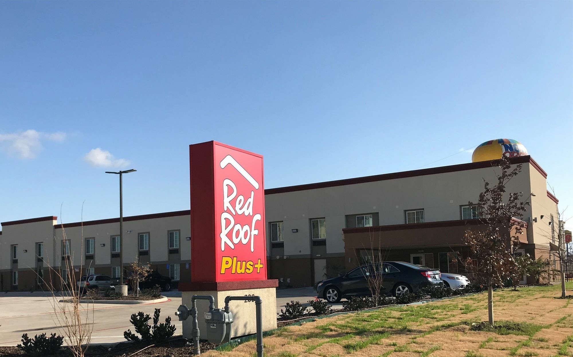 Red Roof Inn Plus+ Fort Worth - Burleson Bagian luar foto